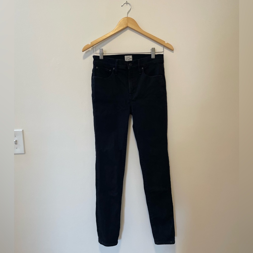 J. Crew Mid-Rise Jean in Stay-Black Wash, Women’s Size 27